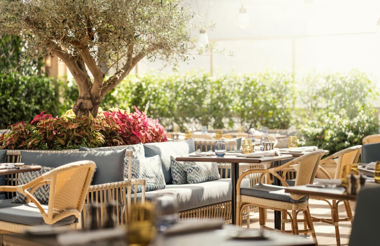 Four Seasons Hotel Dubai International Financial Centre Экстерьер фото